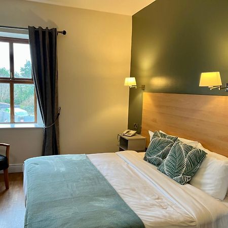 The Coach House Hotel Oranmore Ngoại thất bức ảnh