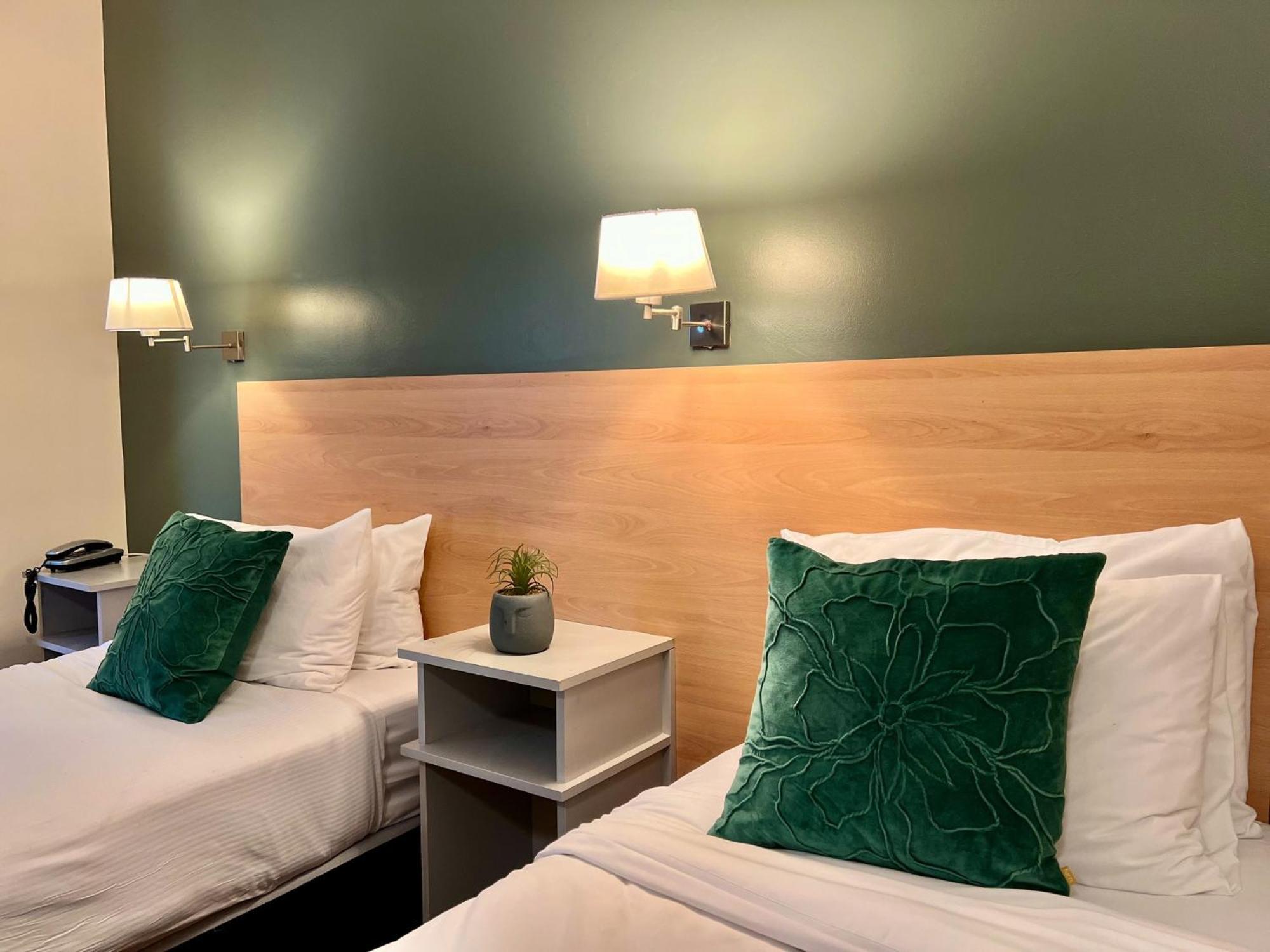 The Coach House Hotel Oranmore Ngoại thất bức ảnh