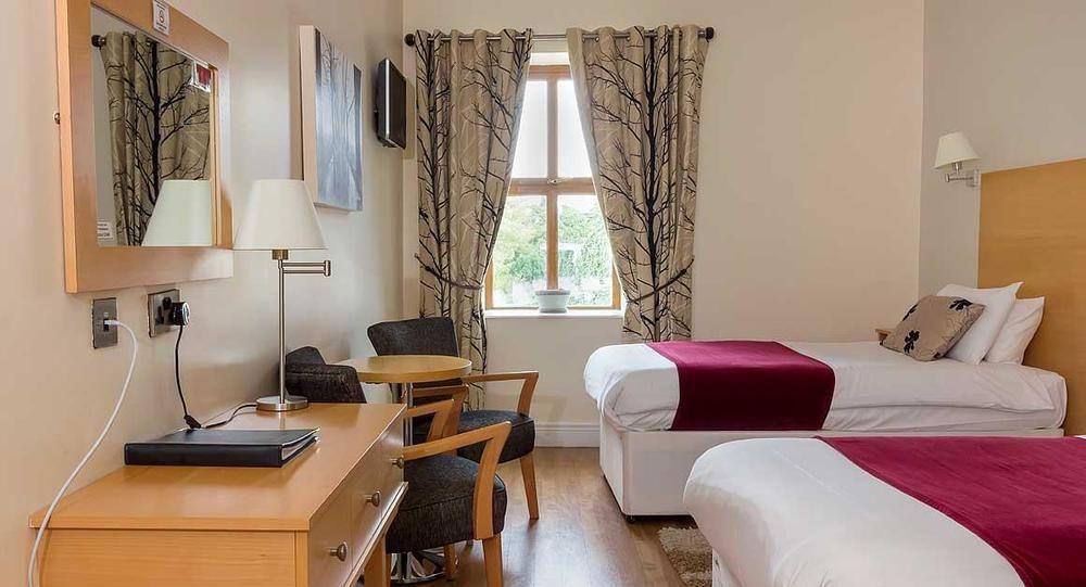 The Coach House Hotel Oranmore Ngoại thất bức ảnh