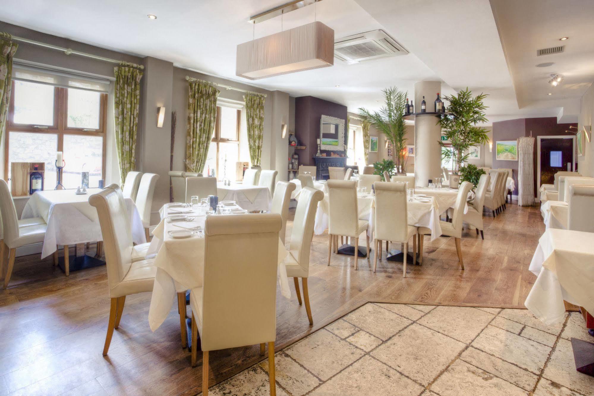 The Coach House Hotel Oranmore Ngoại thất bức ảnh